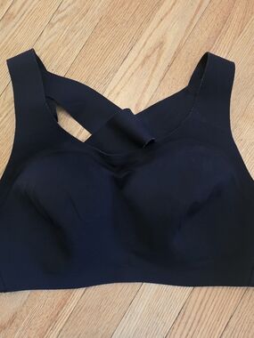 Lululemon Enlight Bra Size 36c Like New